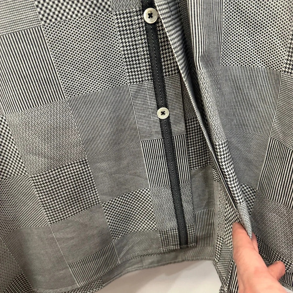 Men Bugatchi XL Shaped Fit Long Sleeve Shirt - Checkered B/W Pattern - chest 24’ - Picture 2 of 9